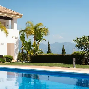 luxury-townhouse-la-cala-golf-resort.1costadelsol.com/